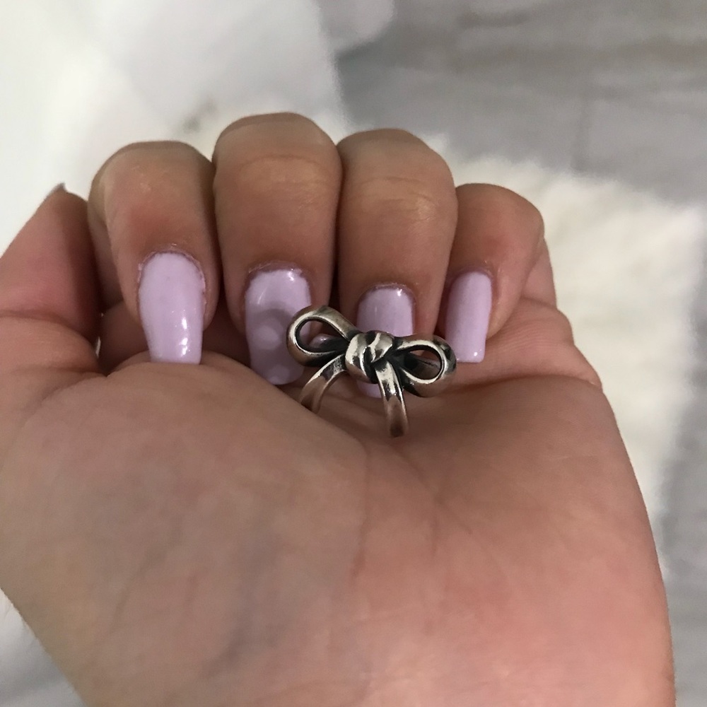 James Avery bow ring